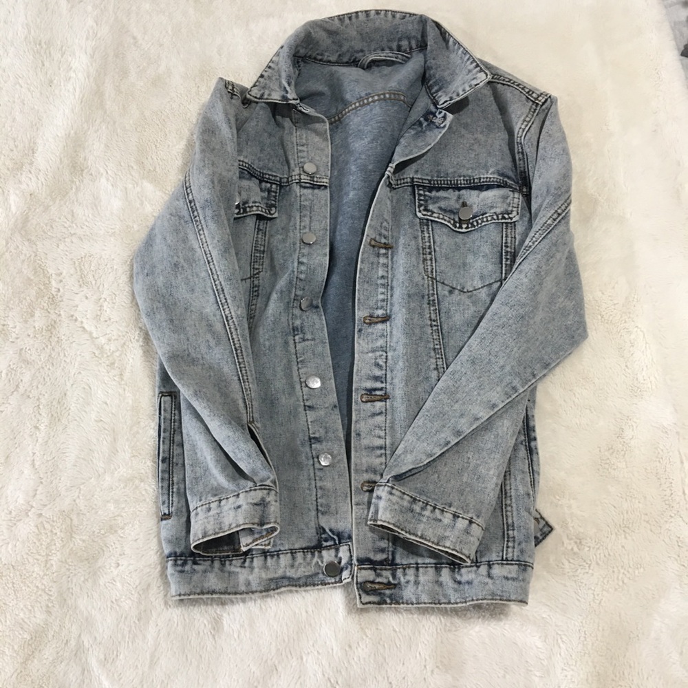 Oversized denim jacket